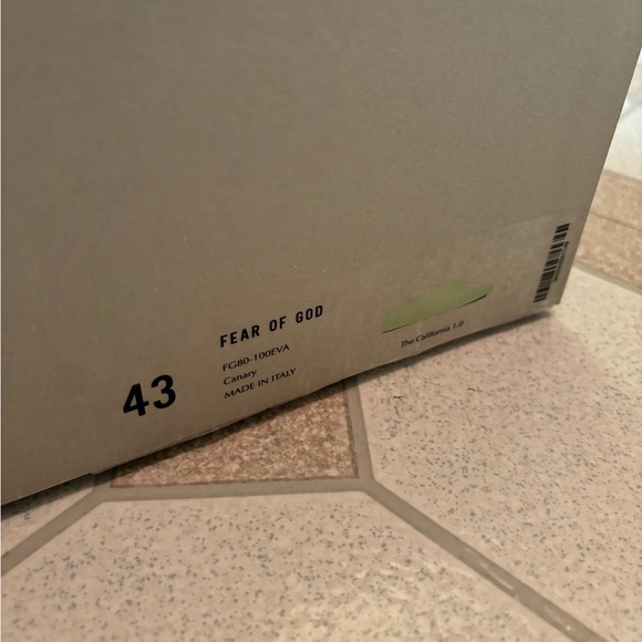 DEADSTOCK FEAR OF GOD CANARY YELLOW CALIFORNIA SLIDES SHOES ORIGINAL BOX - Picture 12 of 15